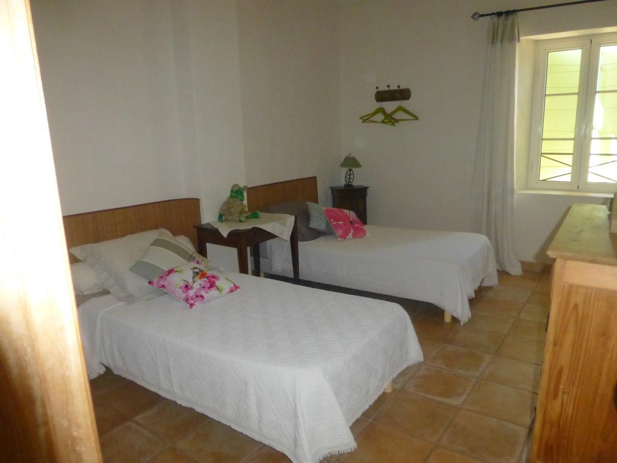B&B Les Argiles Merindol Exterior photo